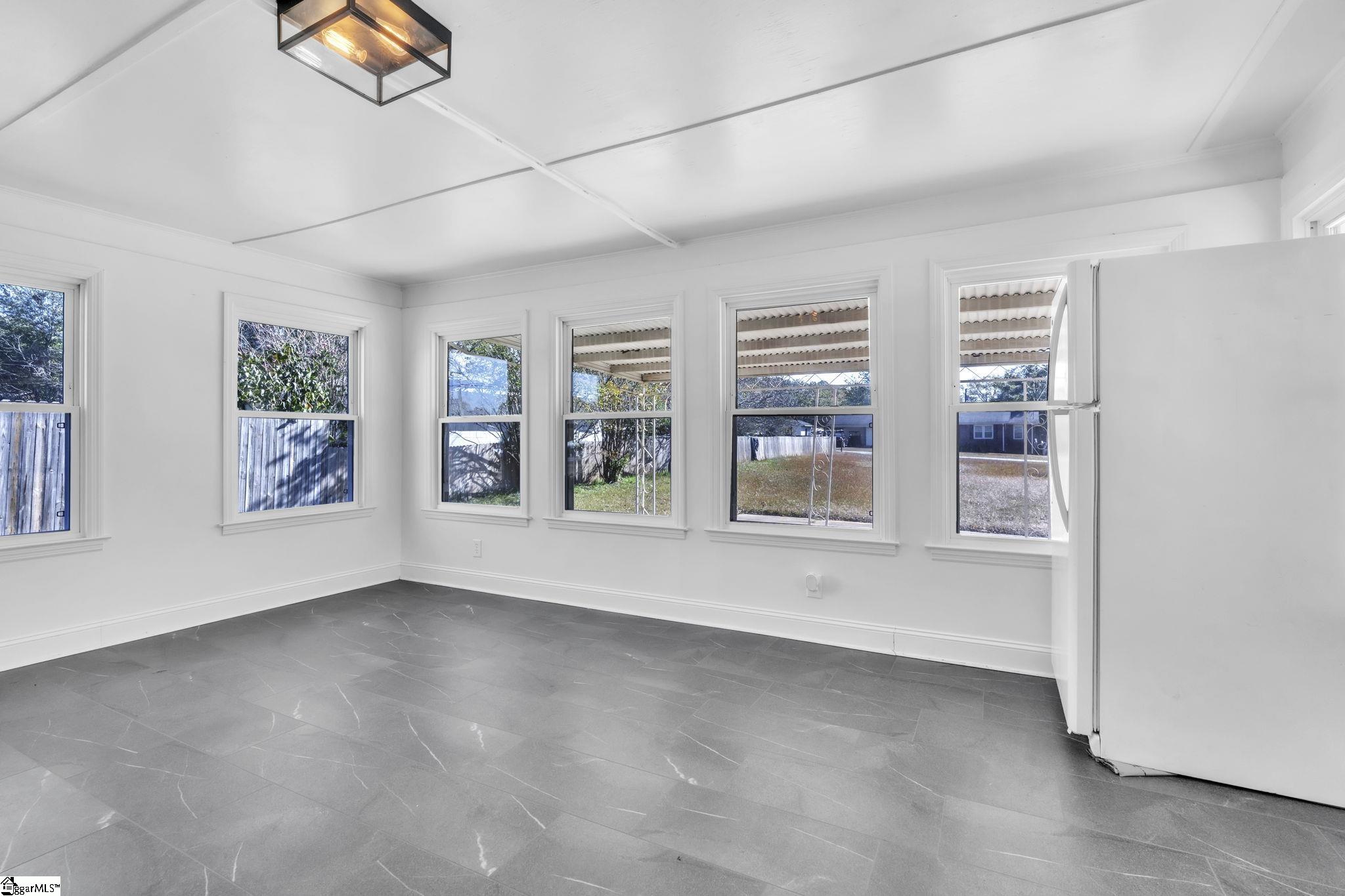 734 Anderson Street Belton, SC 29627 - Photo 5 of 26