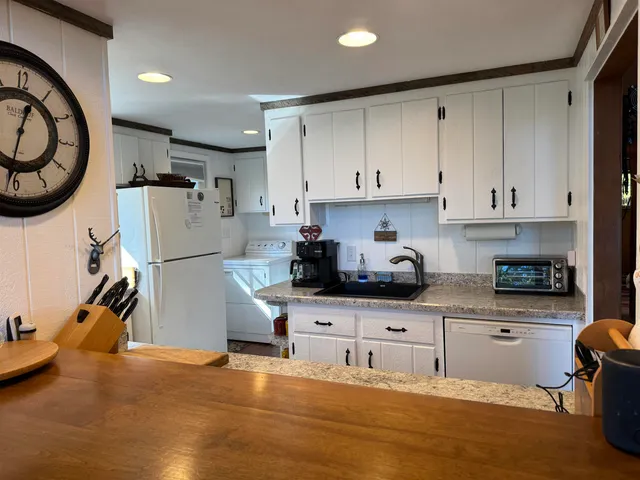 $599,942 | 46 Red Pine Road, Madison, NH 03849