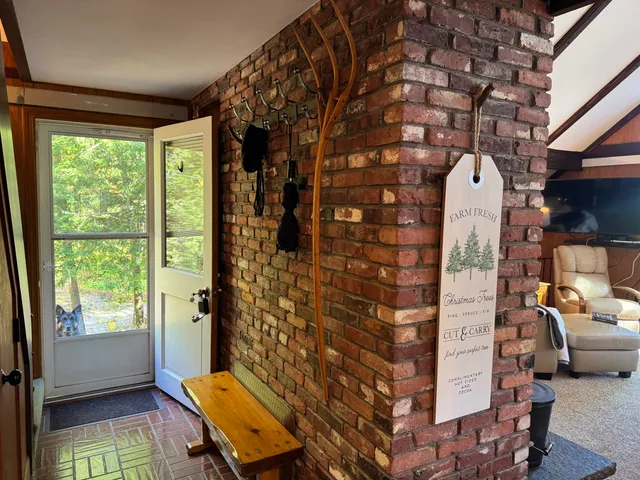 $599,942 | 46 Red Pine Road, Madison, NH 03849