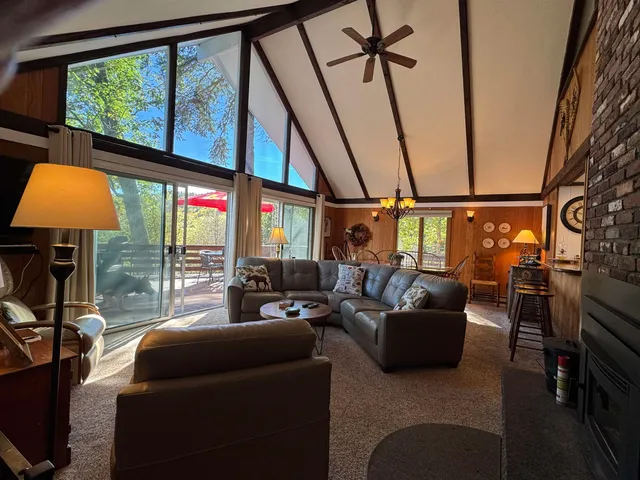 $599,942 | 46 Red Pine Road, Madison, NH 03849