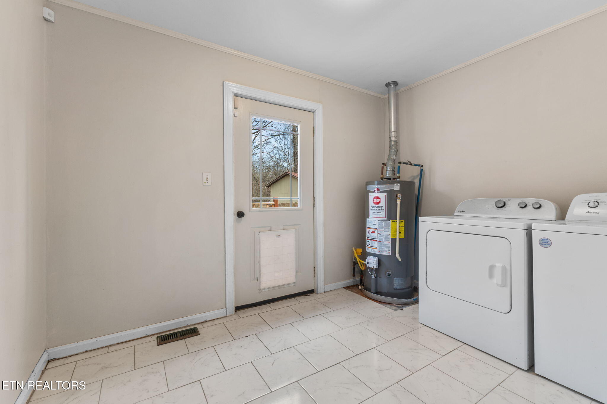 225 Capps Road Harriman, TN 37748 - Photo 27 of 58 28-web-or-mls-3F1A4963