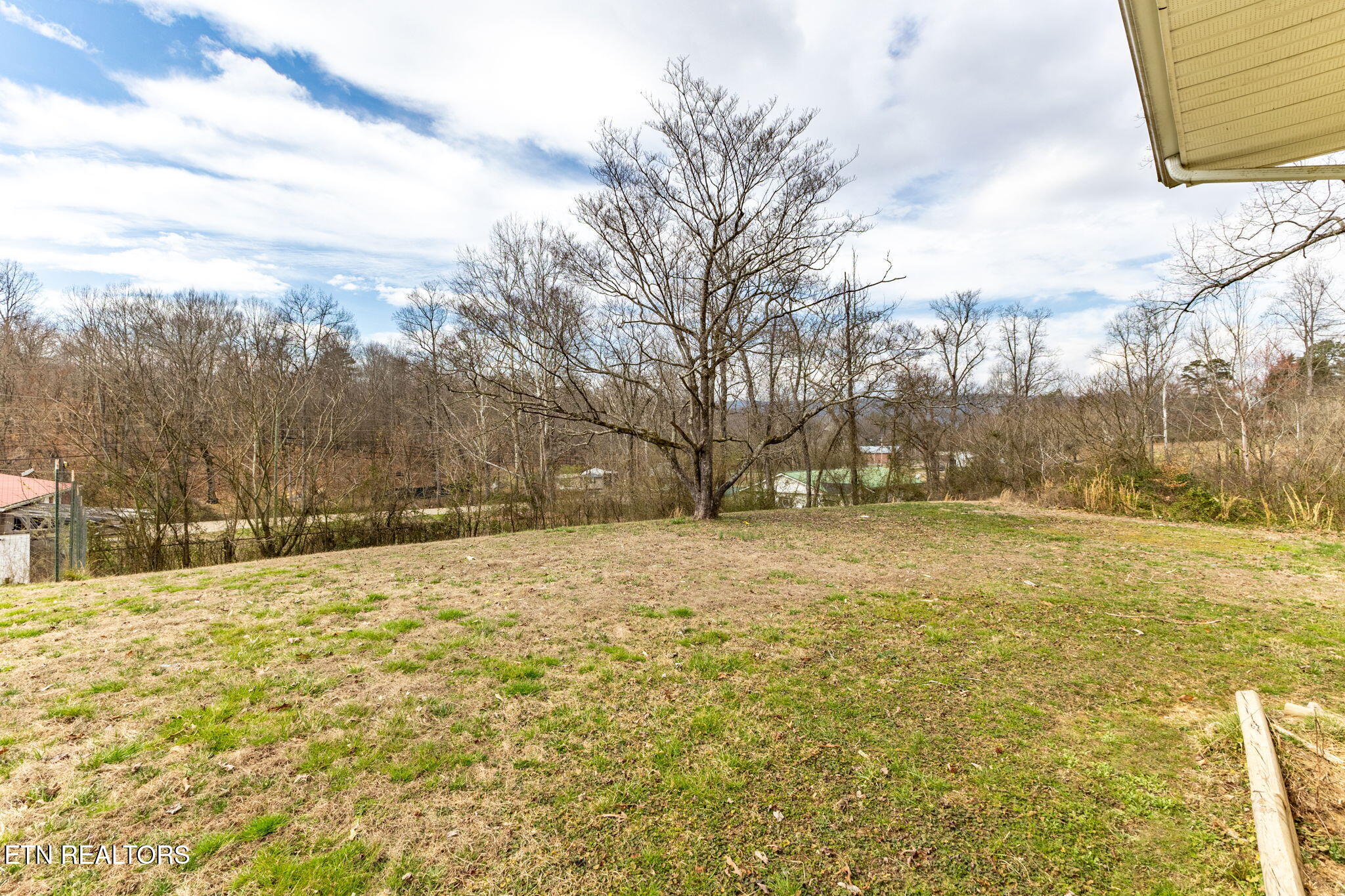 225 Capps Road Harriman, TN 37748 - Photo 52 of 58 53-web-or-mls-3F1A5039-HDR