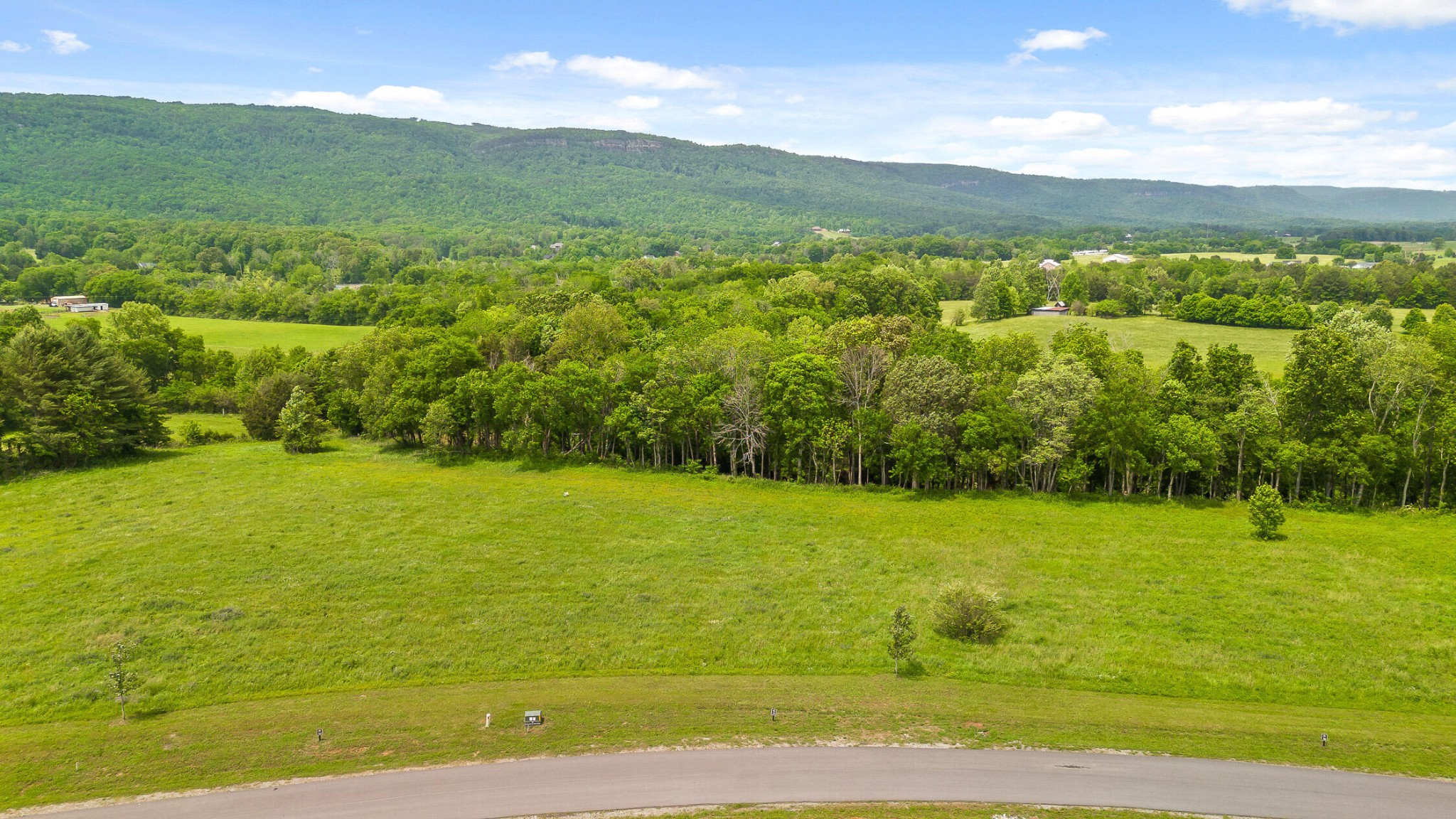 35 River Ridge Drive Dunlap, TN 37327 - Photo 20 of 35 a view of an ocean from a mountain