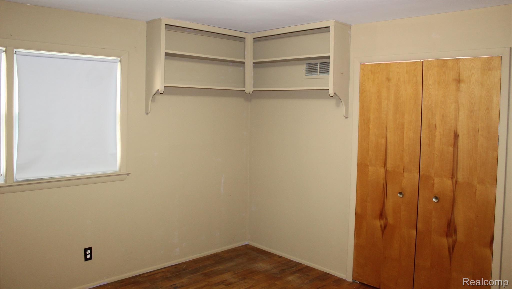 6229 Lucas Road Flint, MI 48506 - Photo 16 of 43 IMG_5842.JPG