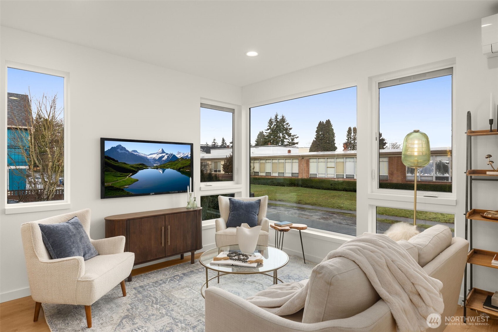 9225 C 14th Avenue Northwest Seattle, WA 98117 - Photo 11 of 31