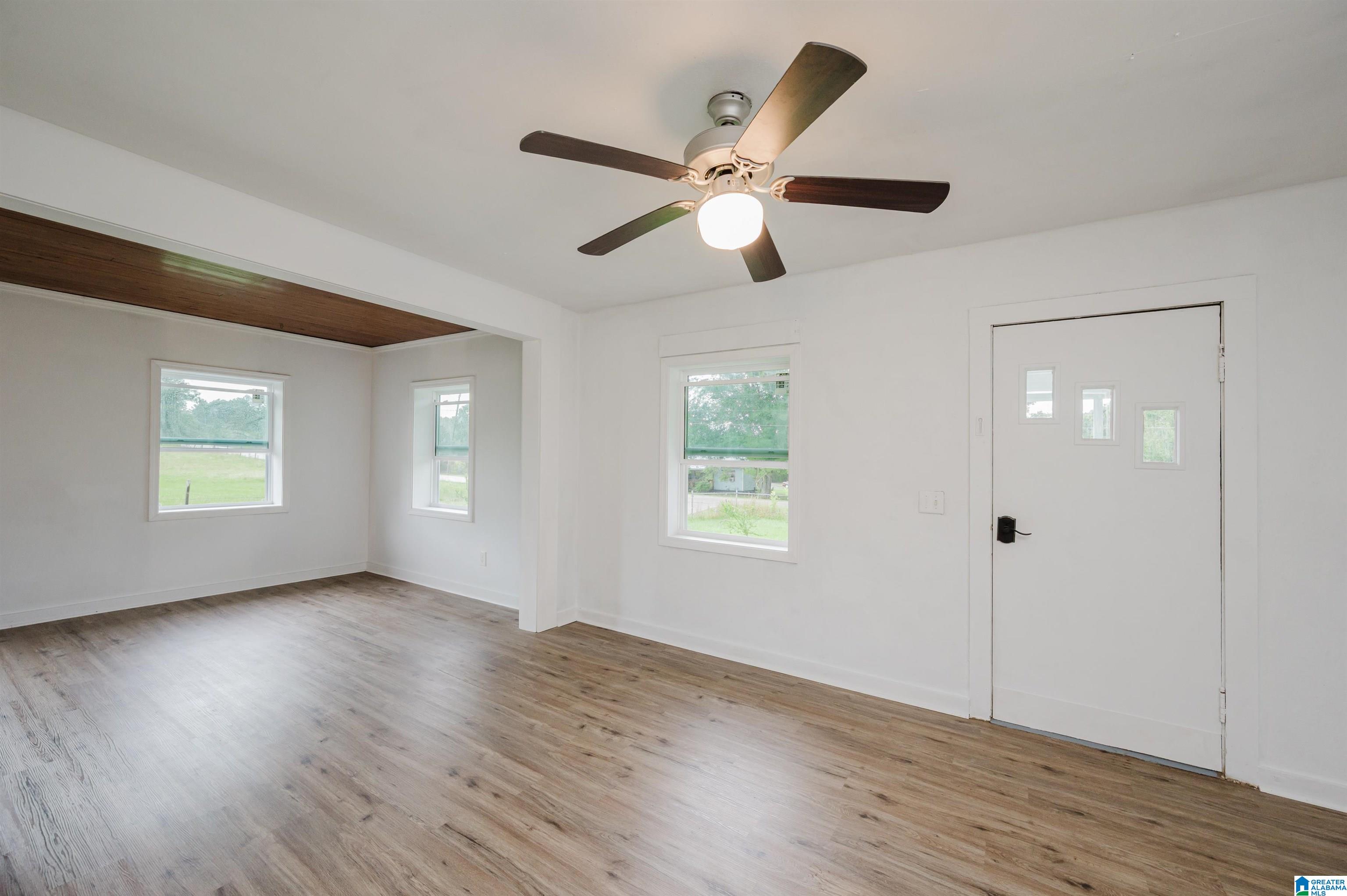 1909 Sun Valley Road Harpersville, AL 35078 - Photo 5 of 28
