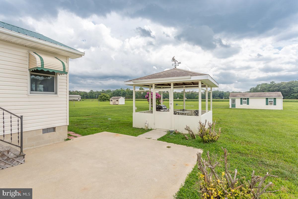 26068 Prettyman Road Georgetown, DE 19947 - Photo 28 of 31 PATIO AND GAZEBO