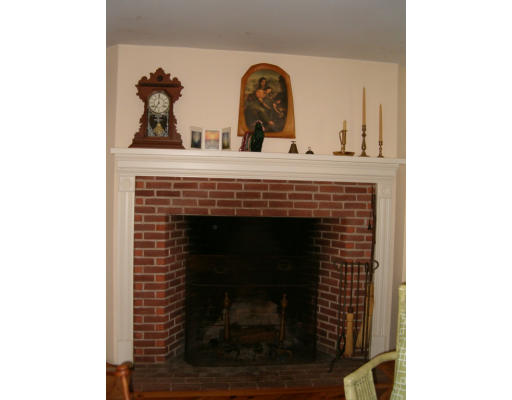 445 South Gulf Road Belchertown, MA 01007 - Photo 12 of 29 Gallery Image 12