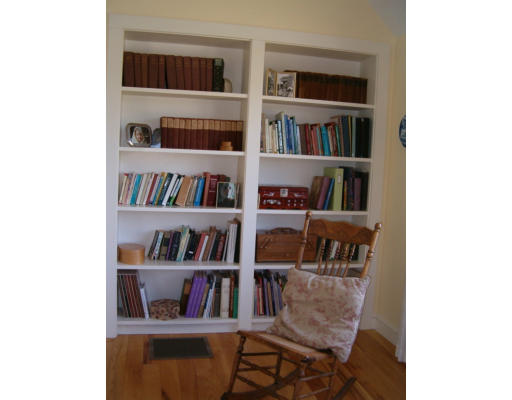 445 South Gulf Road Belchertown, MA 01007 - Photo 24 of 29 Gallery Image 24