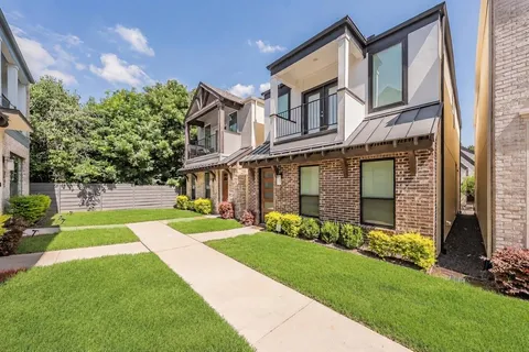 $567,500 | 8106 Emsworth Drive, Dallas, TX 75231