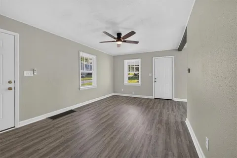 $225,000 | 1319 West 29th Street South, Independence, MO 64052