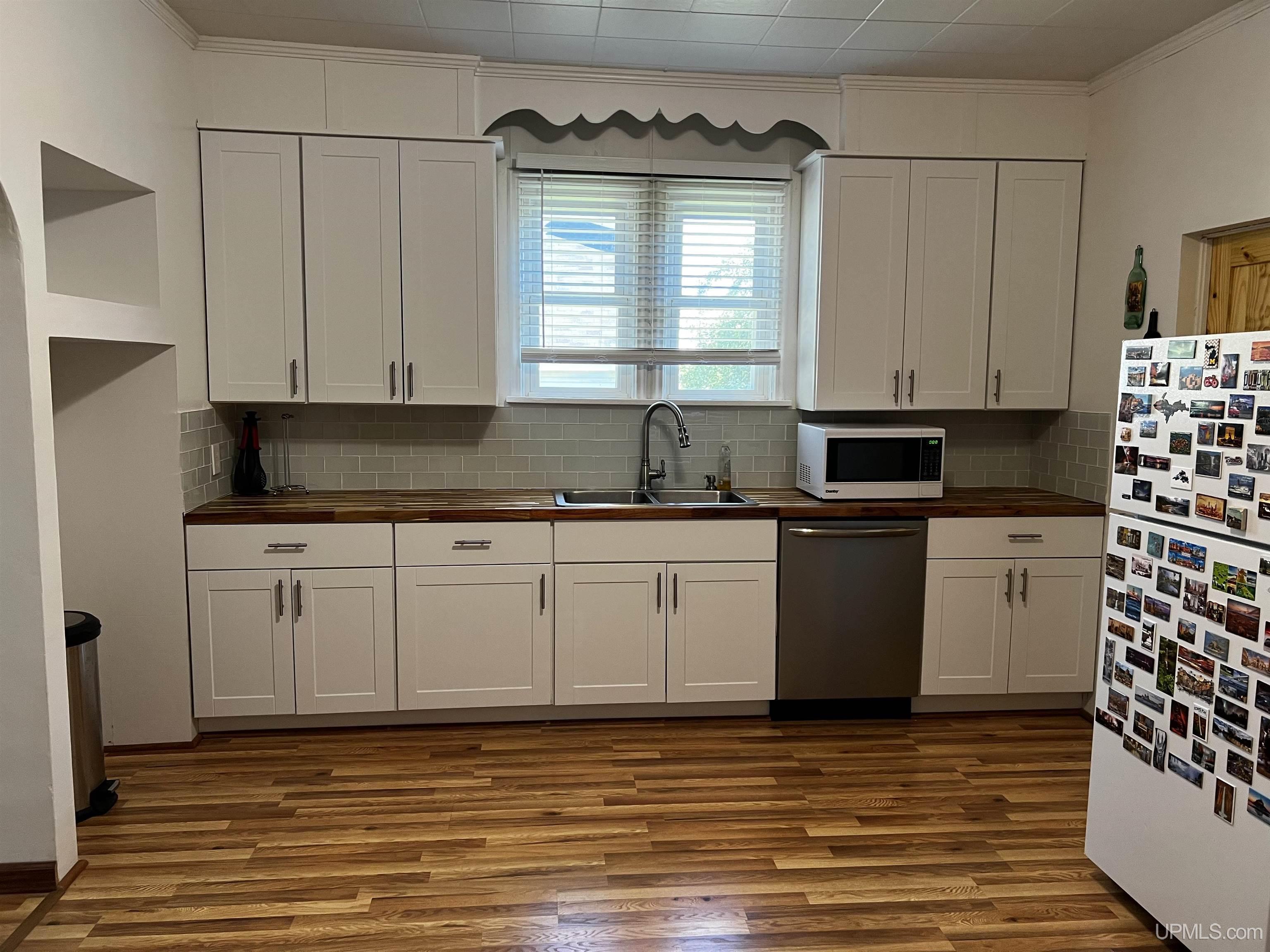 409 South Beecher Street Bessemer, MI 49911 - Photo 3 of 33 Gallery Image 3