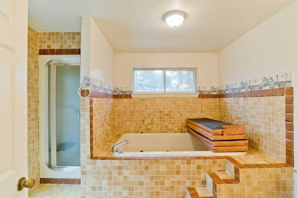 2502 Jeter Road Cantonment, FL 32533 - Photo 20 of 28 Gallery Image 20