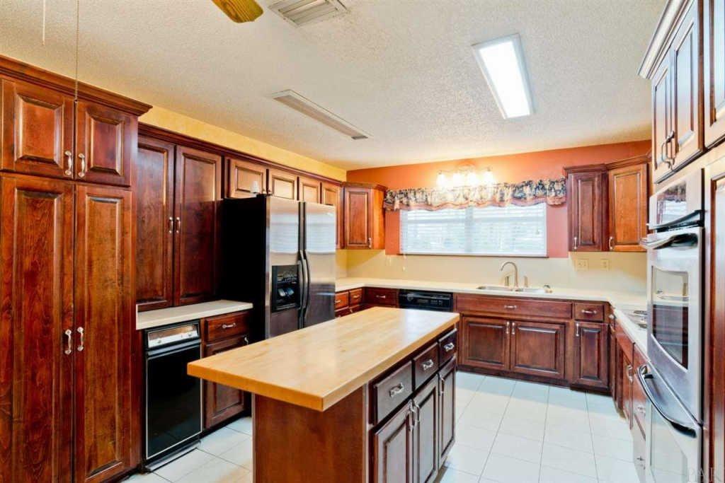 2502 Jeter Road Cantonment, FL 32533 - Photo 2 of 28 Gallery Image 2