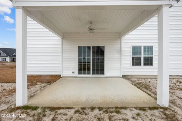 $2,400 | 2029 Bluewater Boulevard, New Bern, NC 28562