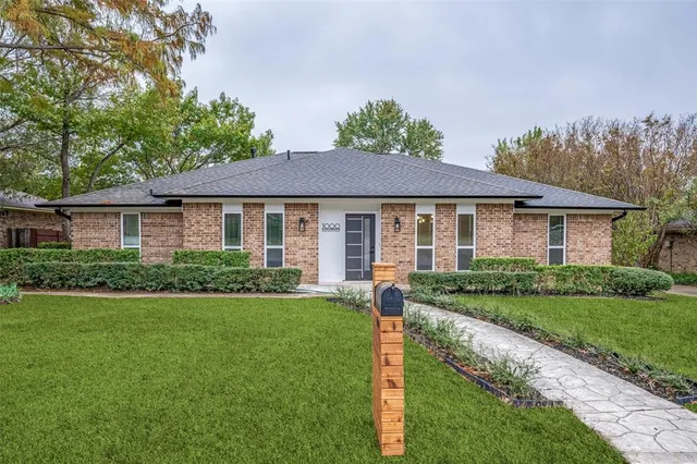 $419,000 | 1000 Sandpiper Drive, Denton, TX 76205