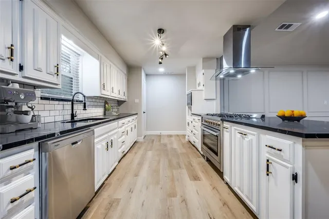 $419,000 | 1000 Sandpiper Drive, Denton, TX 76205