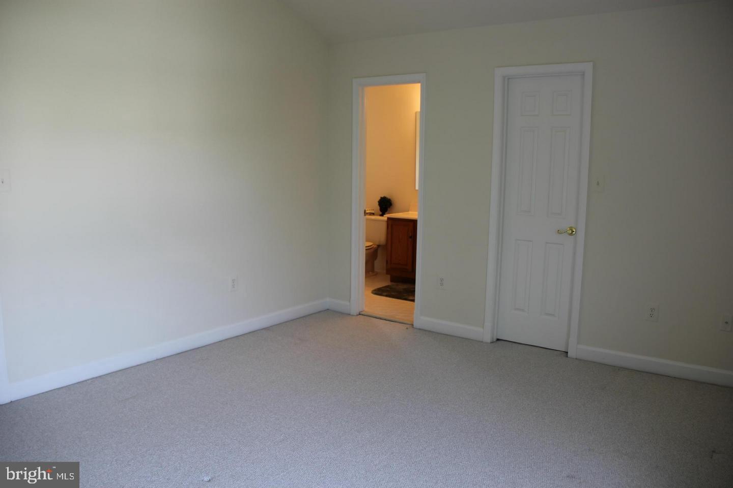 2148 Colonel Way Odenton, MD 21113 - Photo 10 of 20 Primary (Master) bedroom