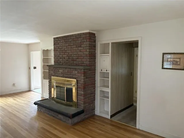 $599,900 | 10 Jesse Davis Lane, Barrington, RI 02806