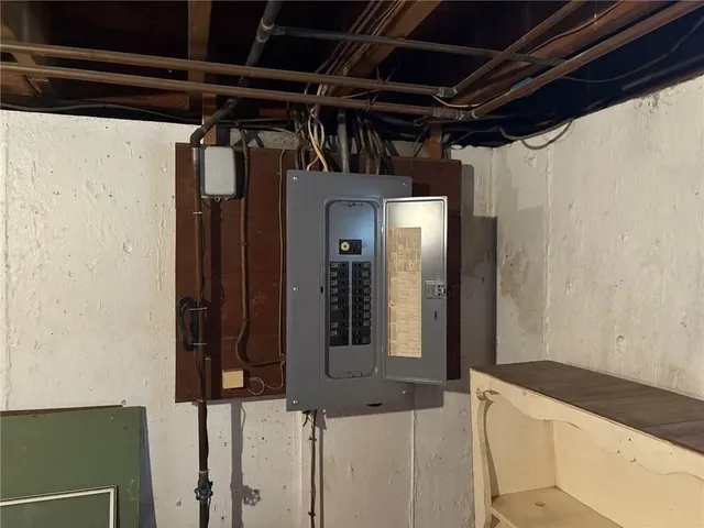 $599,900 | 10 Jesse Davis Lane, Barrington, RI 02806