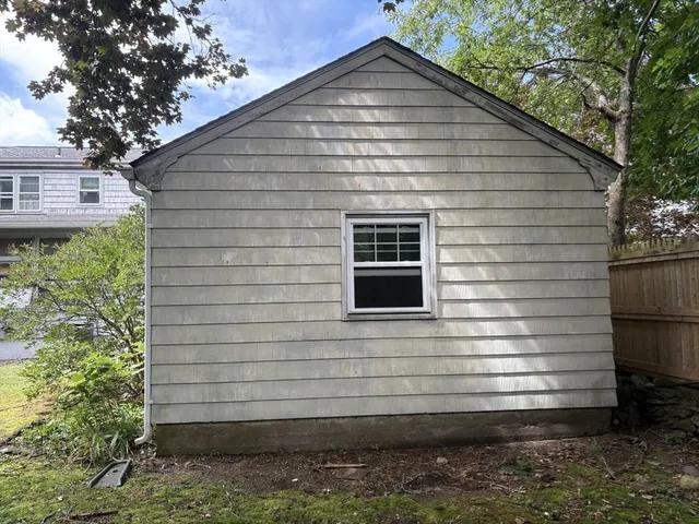 $599,900 | 10 Jesse Davis Lane, Barrington, RI 02806