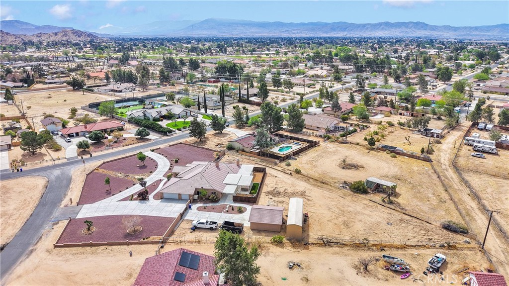 19501 Kinai Road Apple Valley, CA 92307 - Photo 68 of 69 view of city and mountain view