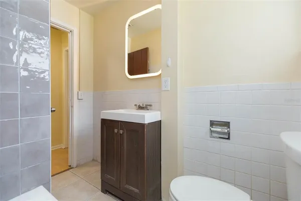 $1,800 | 1809 East Henry Avenue, Tampa, FL 33610