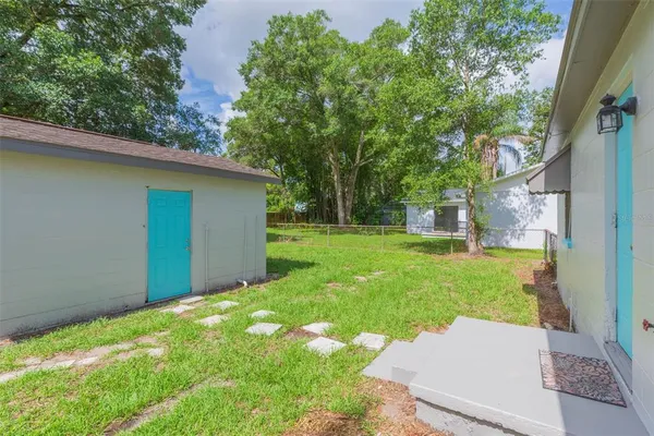 $1,800 | 1809 East Henry Avenue, Tampa, FL 33610