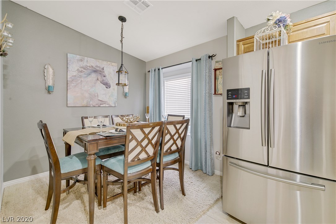 4532 Silverwind Road North Las Vegas, NV 89031 - Photo 6 of 29 Gallery Image 6
