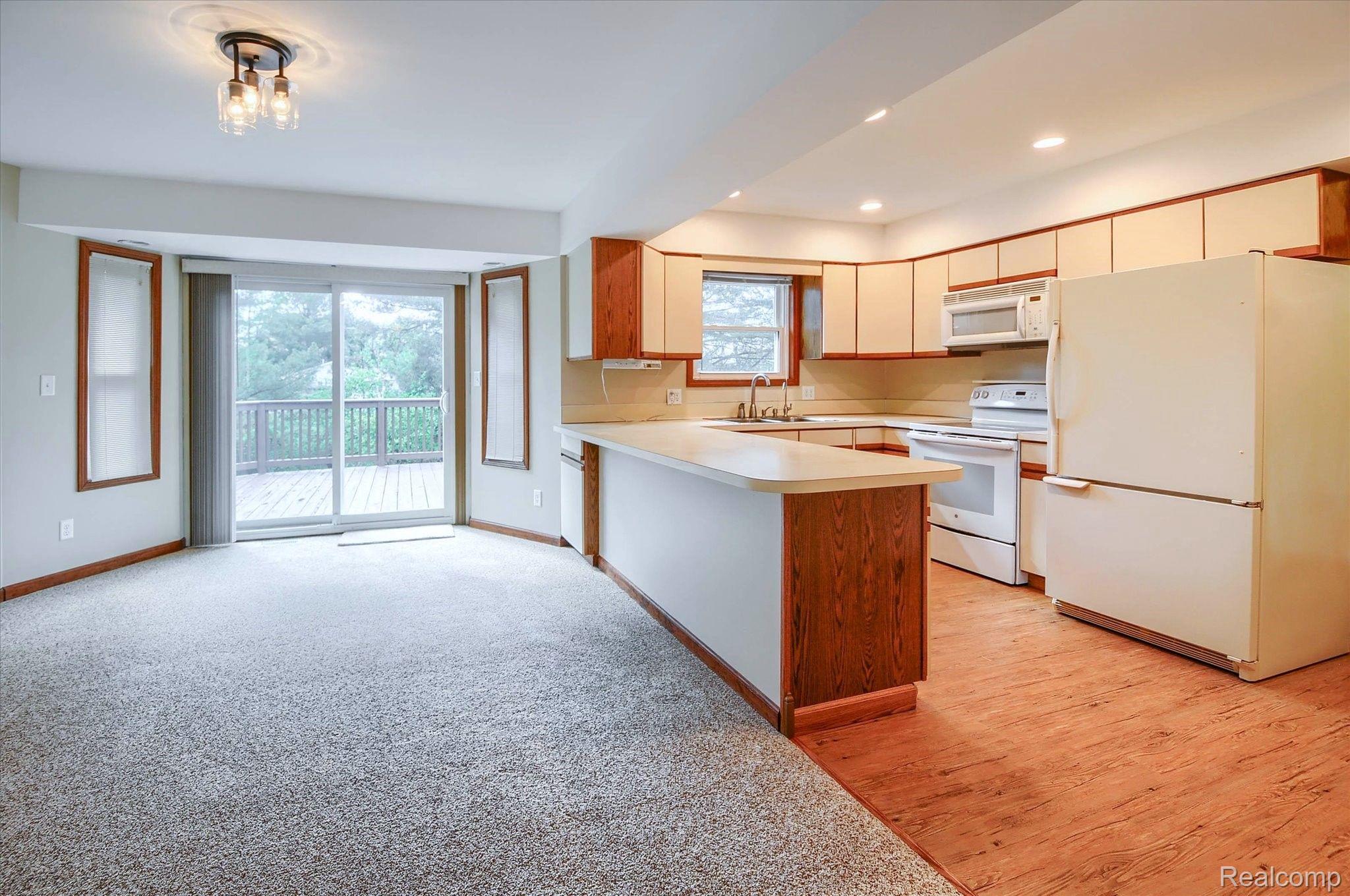 2988 Hadley Road Lapeer, MI 48446 - Photo 13 of 42 Gallery Image 13