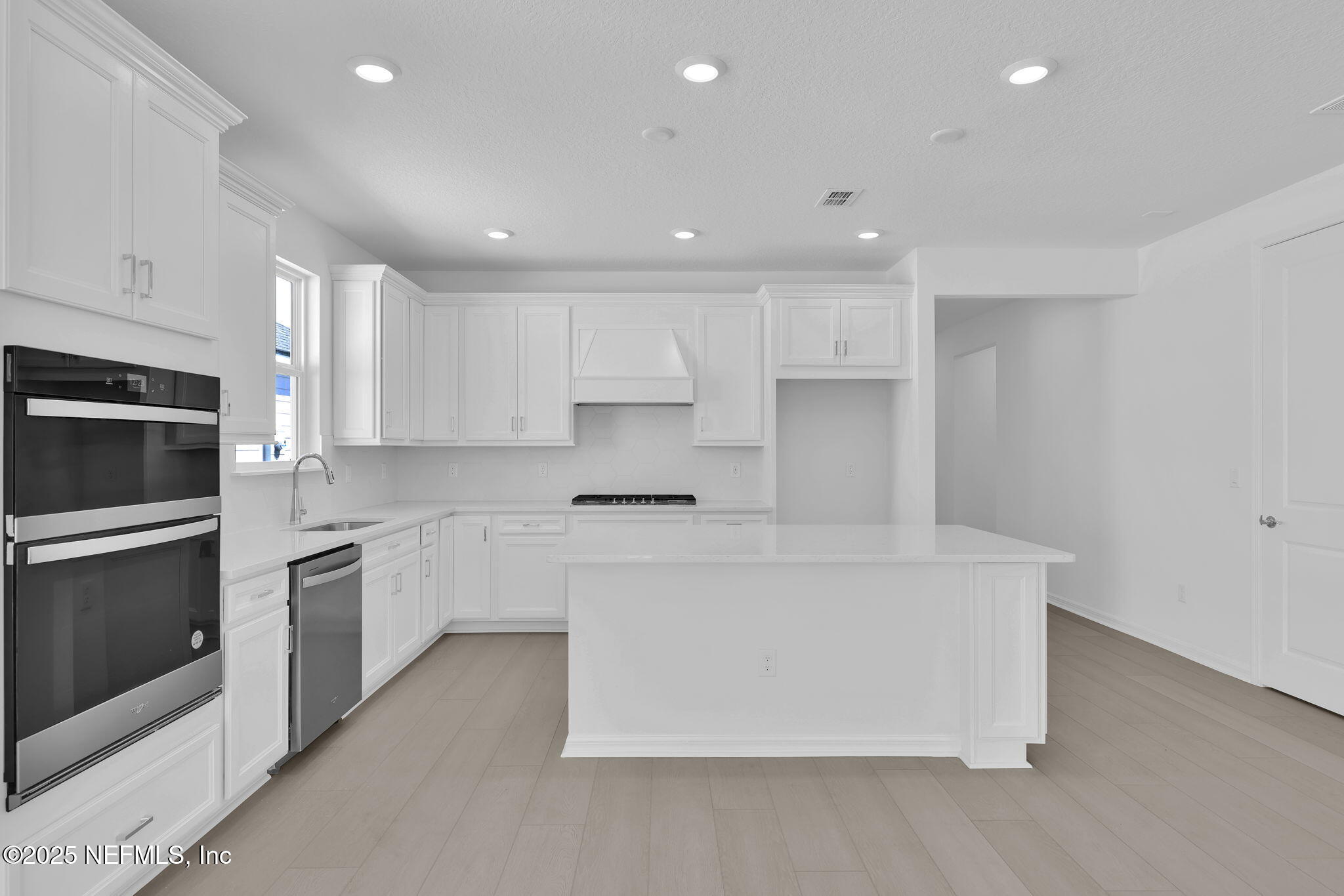 186 Coordinate Lane St. Johns, FL 32259 - Photo 6 of 18 Highgate Kitchen