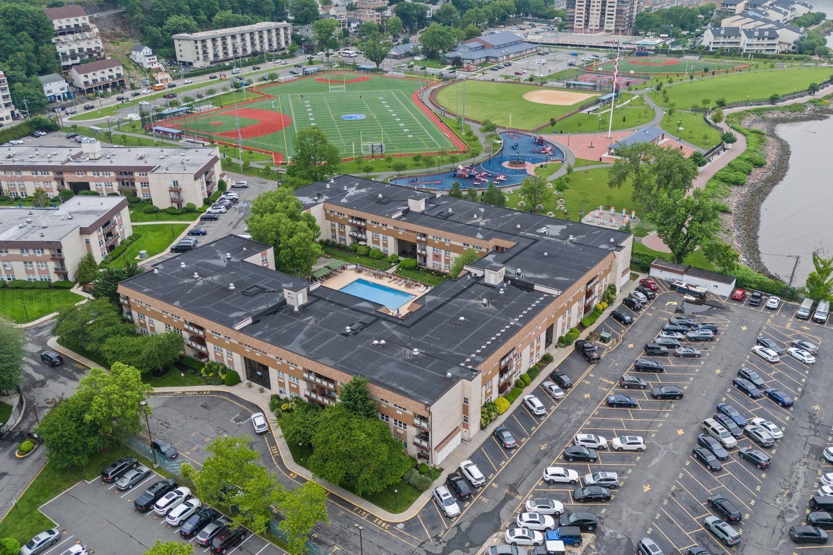 1111 River Road, Unit F25 Edgewater, NJ 07020 - Photo 17 of 17