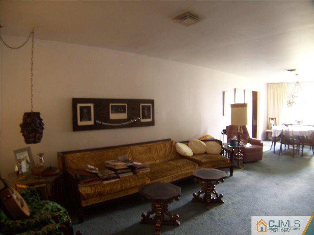 59 Preston Road Colonia, NJ 07067 - Photo 7 of 12 Gallery Image 7