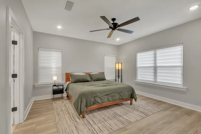 $464,900 | 1006 West Lloyd Street, Pensacola, FL 32501