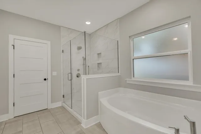 $464,900 | 1006 West Lloyd Street, Pensacola, FL 32501