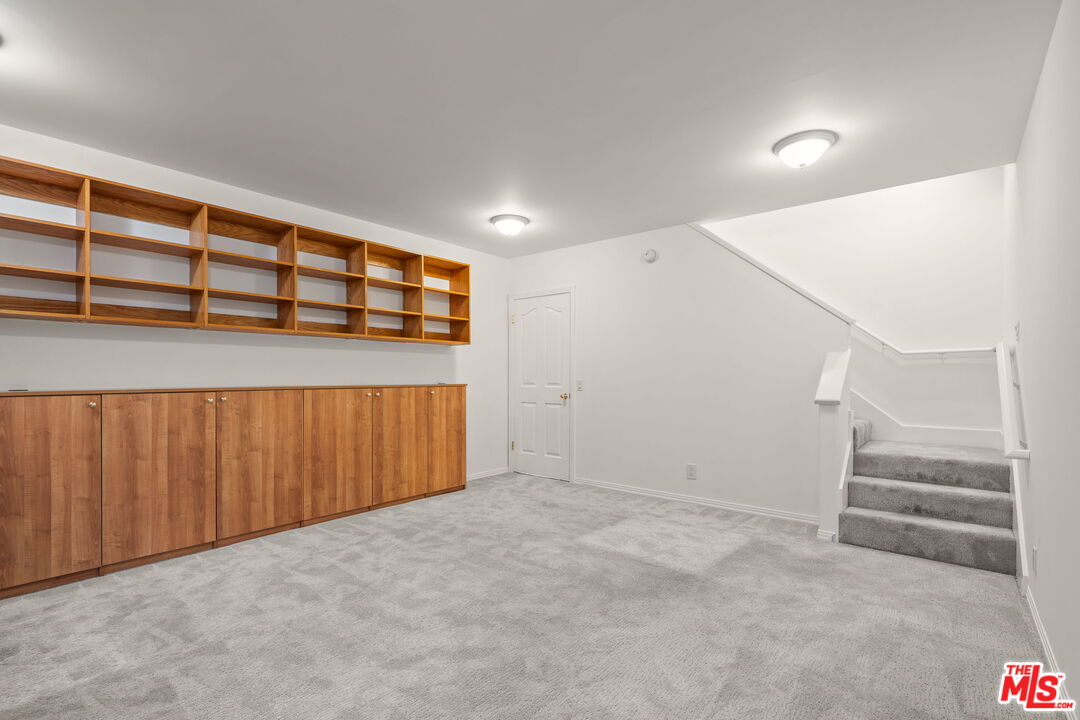 10384 Northvale Road Los Angeles, CA 90064 - Photo 17 of 41