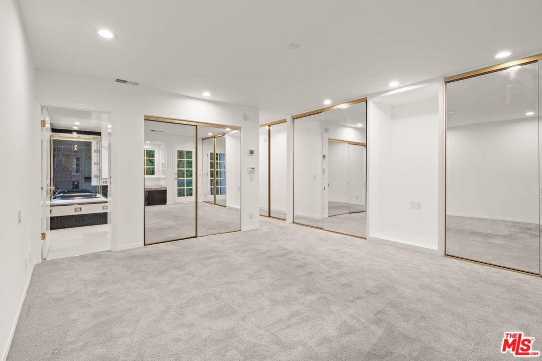 10384 Northvale Road Los Angeles, CA 90064 - Photo 20 of 41