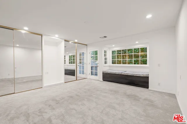 $10,000 | 10384 Northvale Road, Los Angeles, CA 90064