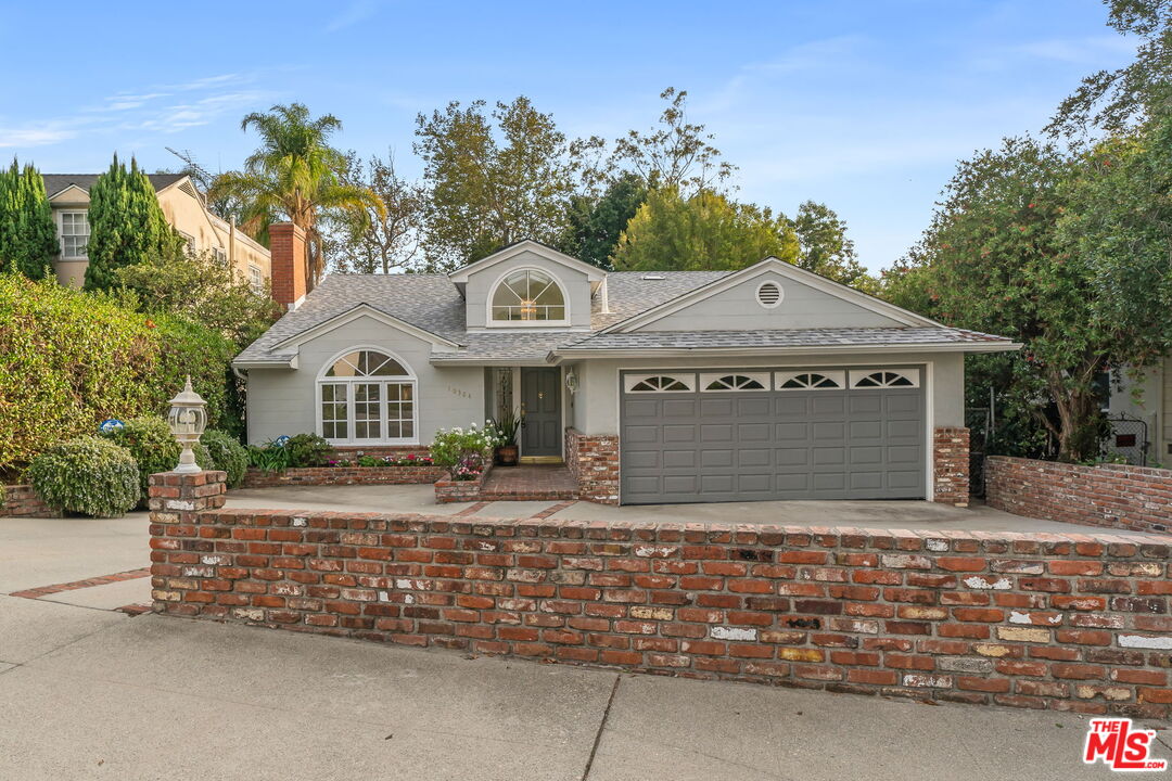 10384 Northvale Road Los Angeles, CA 90064 - Photo 2 of 41