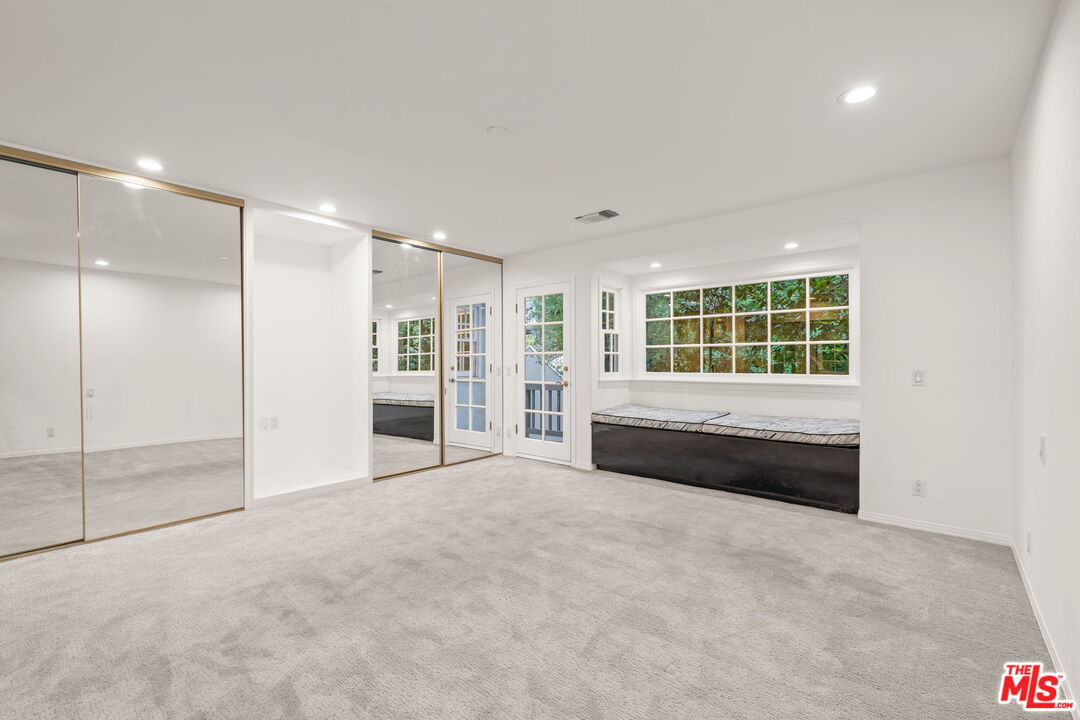 10384 Northvale Road Los Angeles, CA 90064 - Photo 21 of 41