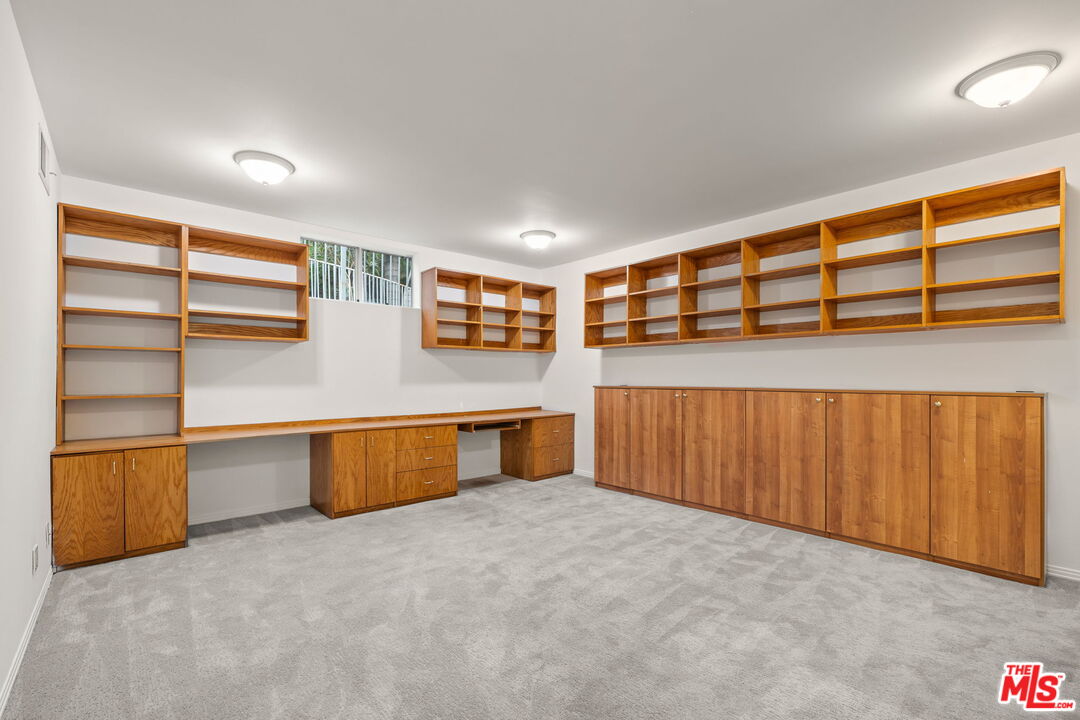 10384 Northvale Road Los Angeles, CA 90064 - Photo 29 of 41