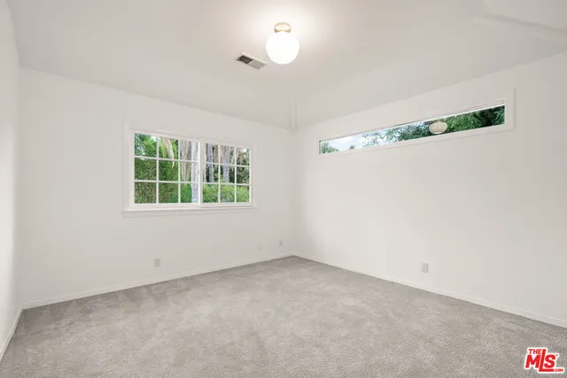 $10,000 | 10384 Northvale Road, Los Angeles, CA 90064