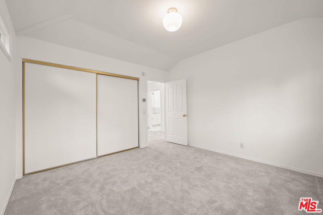 10384 Northvale Road Los Angeles, CA 90064 - Photo 32 of 41