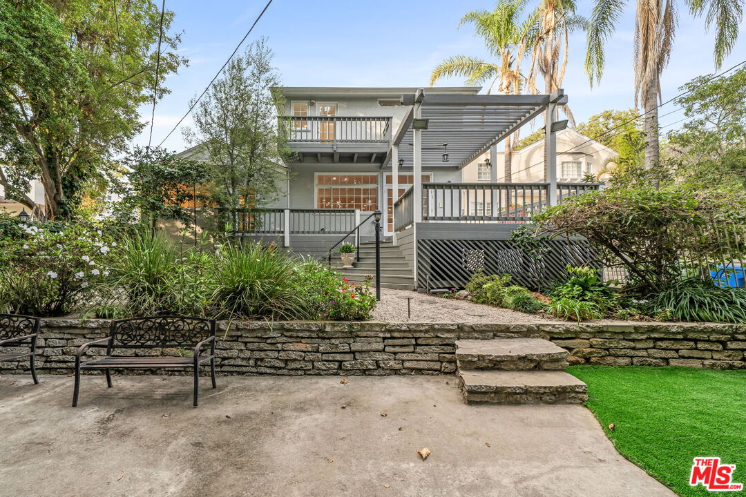 10384 Northvale Road Los Angeles, CA 90064 - Photo 36 of 41