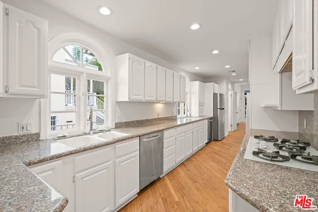 $10,000 | 10384 Northvale Road, Los Angeles, CA 90064