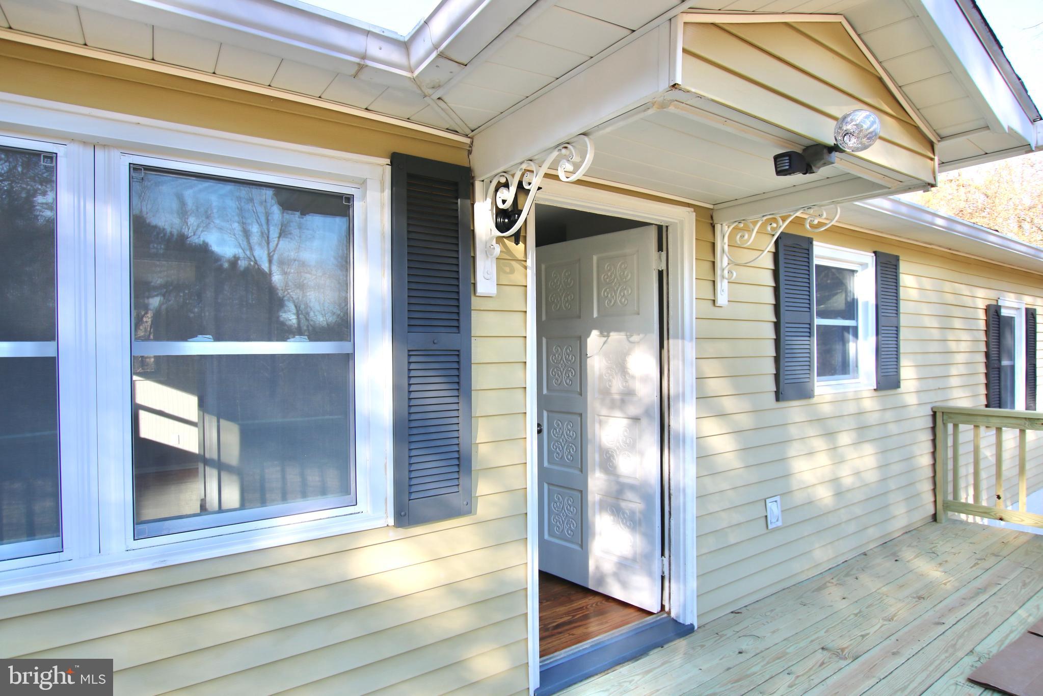 3373 Slate Mills Road Sperryville, VA 22740 - Photo 4 of 25 Welcome!
