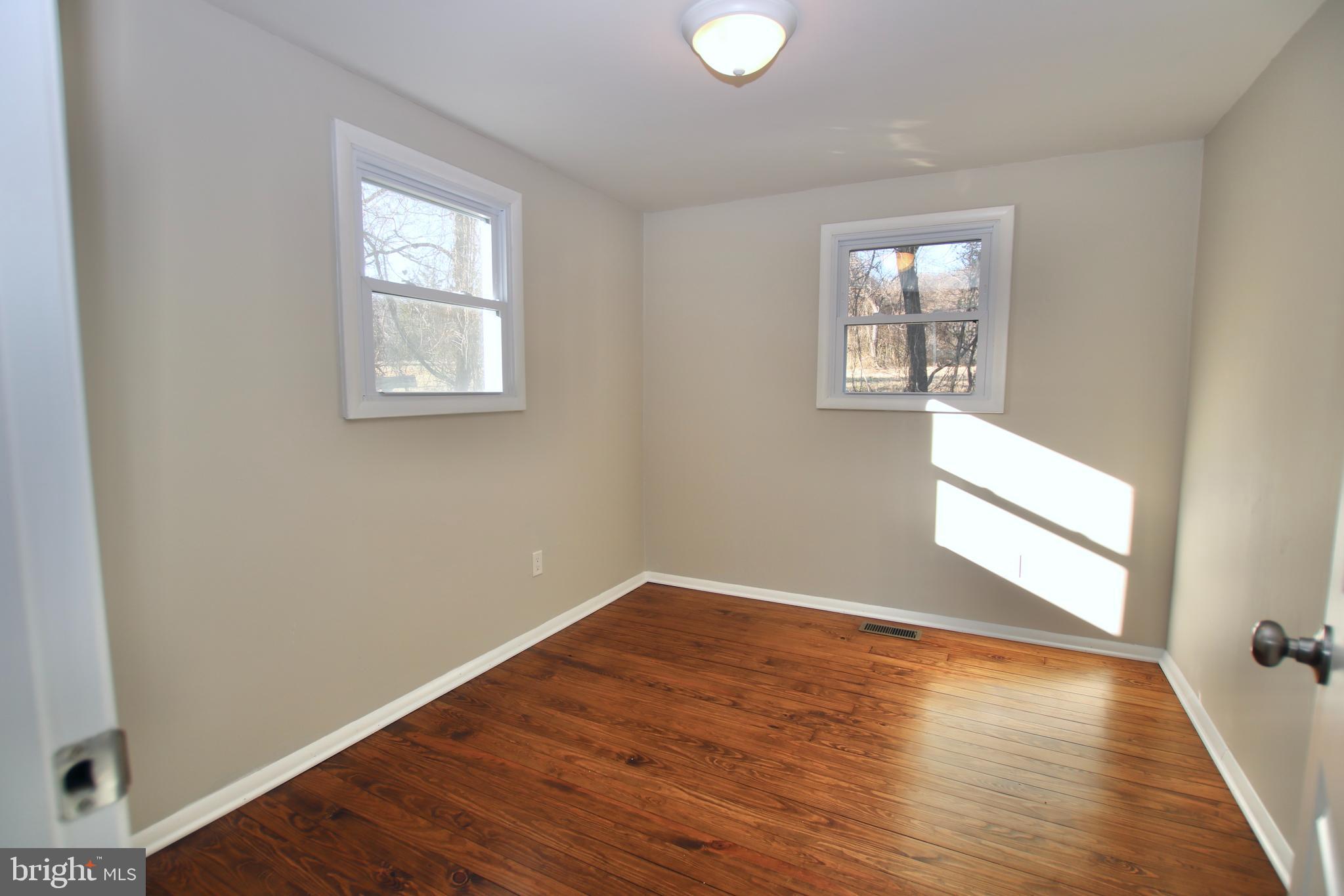 3373 Slate Mills Road Sperryville, VA 22740 - Photo 6 of 25 Bedroom 1