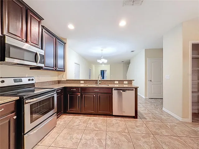 $399,000 | 20013 Satin Leaf Avenue, Tampa, FL 33647