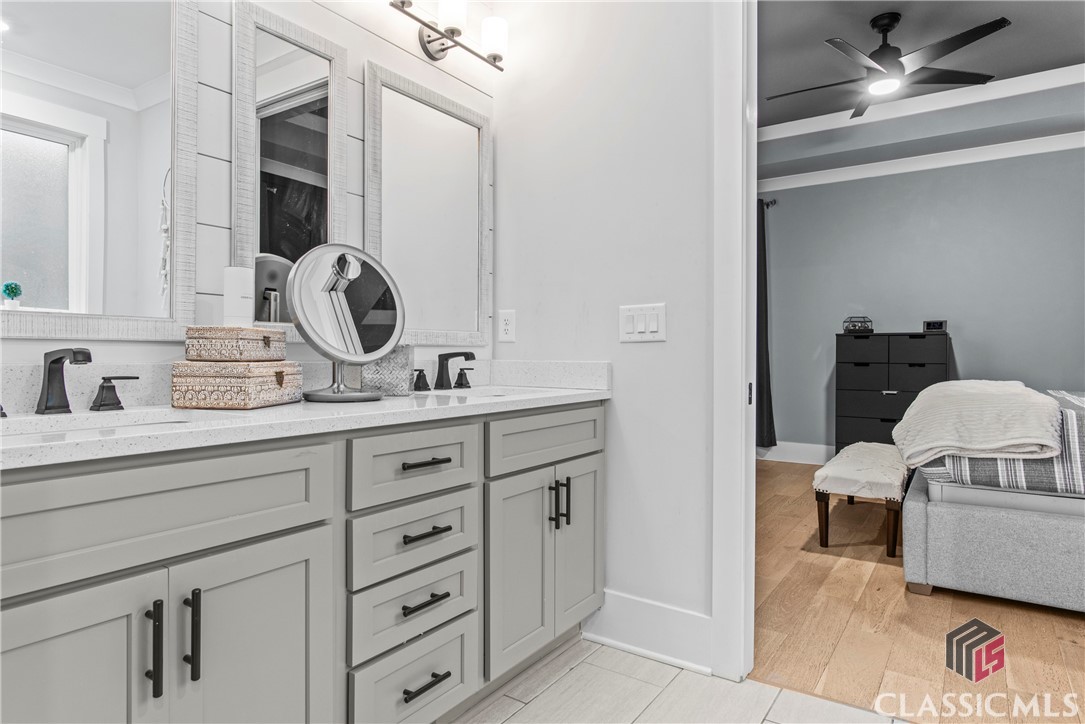 265 Federal Street Athens, GA 30607 - Photo 34 of 59 Owner's Suite on Main Level