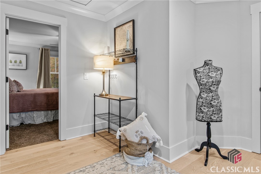 265 Federal Street Athens, GA 30607 - Photo 36 of 59 Upstairs???????????????????????????????????????? Landing